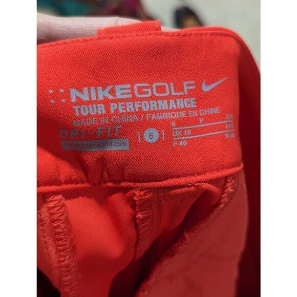 Nike Golf Women's 6 Orange Polyester Dri-Fit Shorts - Picture 2 of 8